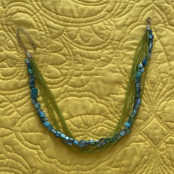 Green and Turquoise colored Beaded Necklace - Picture 2 of 2